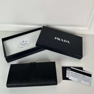 Prada Saffiano 1:1 Replica Portemonnee – Premium Kwaliteit Designer Look 975943287 - side view